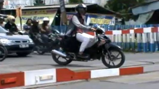 Kecelakaan Kereta Api Meningkat Akibat Pengguna Jalan yang Lalai