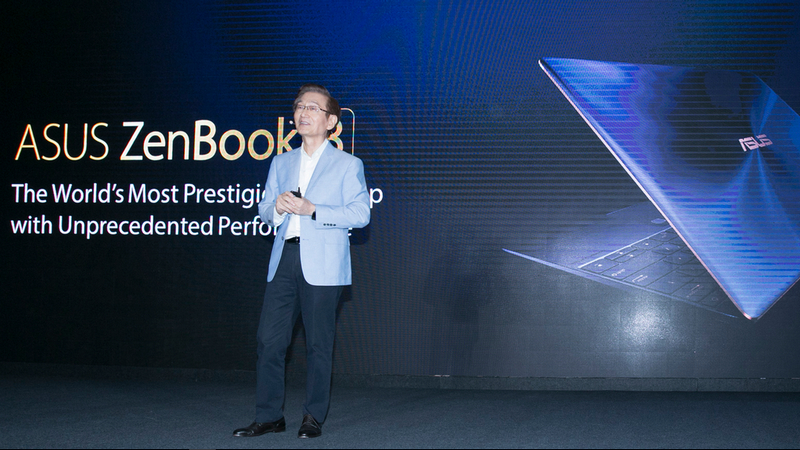 ASUS Chairman, Jonney Shih Saat Menjelaskan Spesifikasi dan Fitur Unggulan Asus ZenBook 3